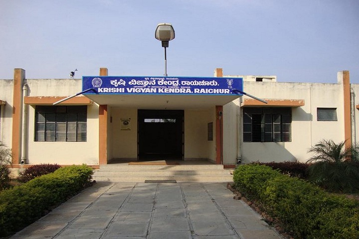 https://cache.careers360.mobi/media/colleges/social-media/media-gallery/1065/2021/1/13/College Entrance of University of Agricultural Sciences Raichur_Campus-View.jpg